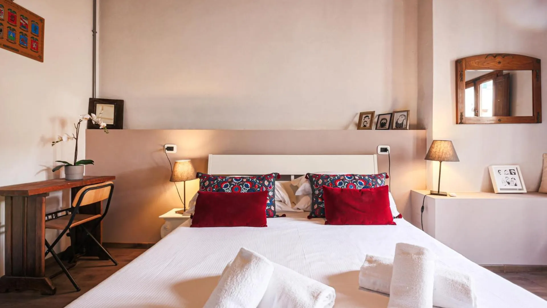 Apartments Florence - Urban Spirit Cozy And Modern Italy
