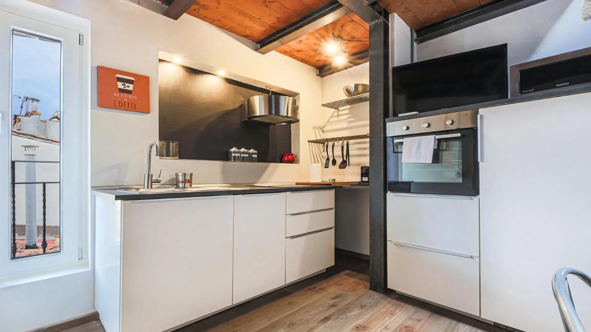 Apartments Florence - Urban Spirit Cozy And Modern 0*,
